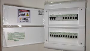 Quadro de distribuição identificado pela Federal Instalações